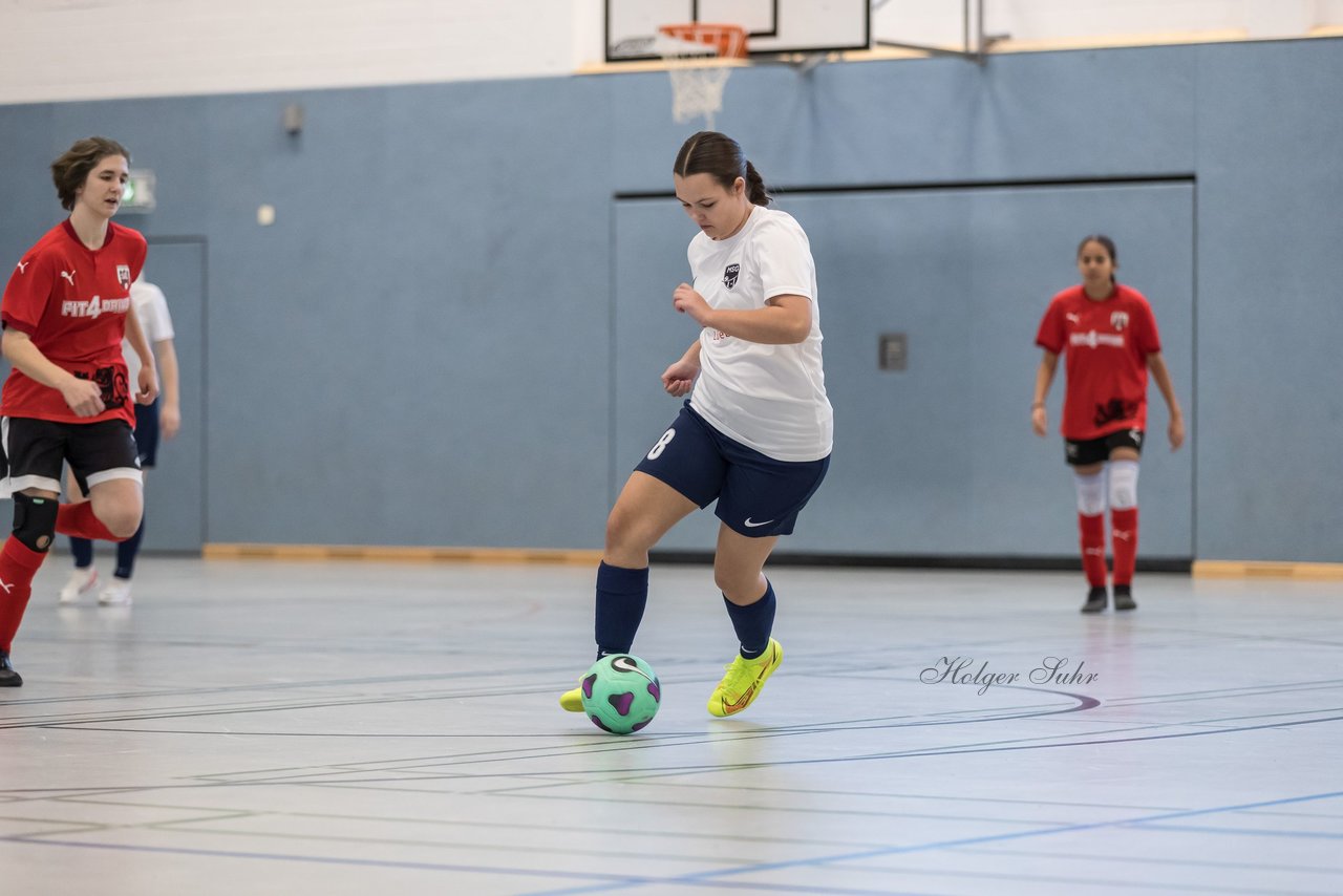 Bild 672 - C-Juniorinnen 3 Loewinnen Cup